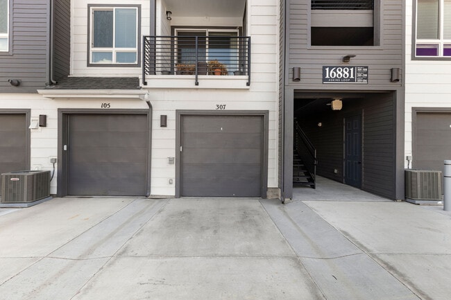 Building Photo - 16881 Askins Lp Unit 307 Rental