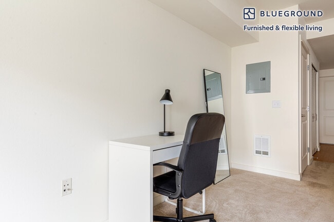 Photo - 10495 NE 4th St Unidad FL4-ID827