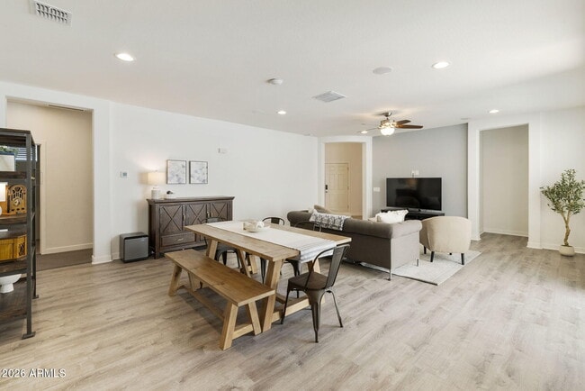 Photo - 2930 N Raven