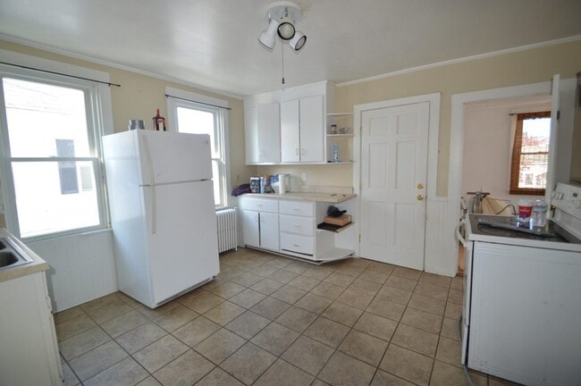 Photo - 20 Dixon St Unit 2