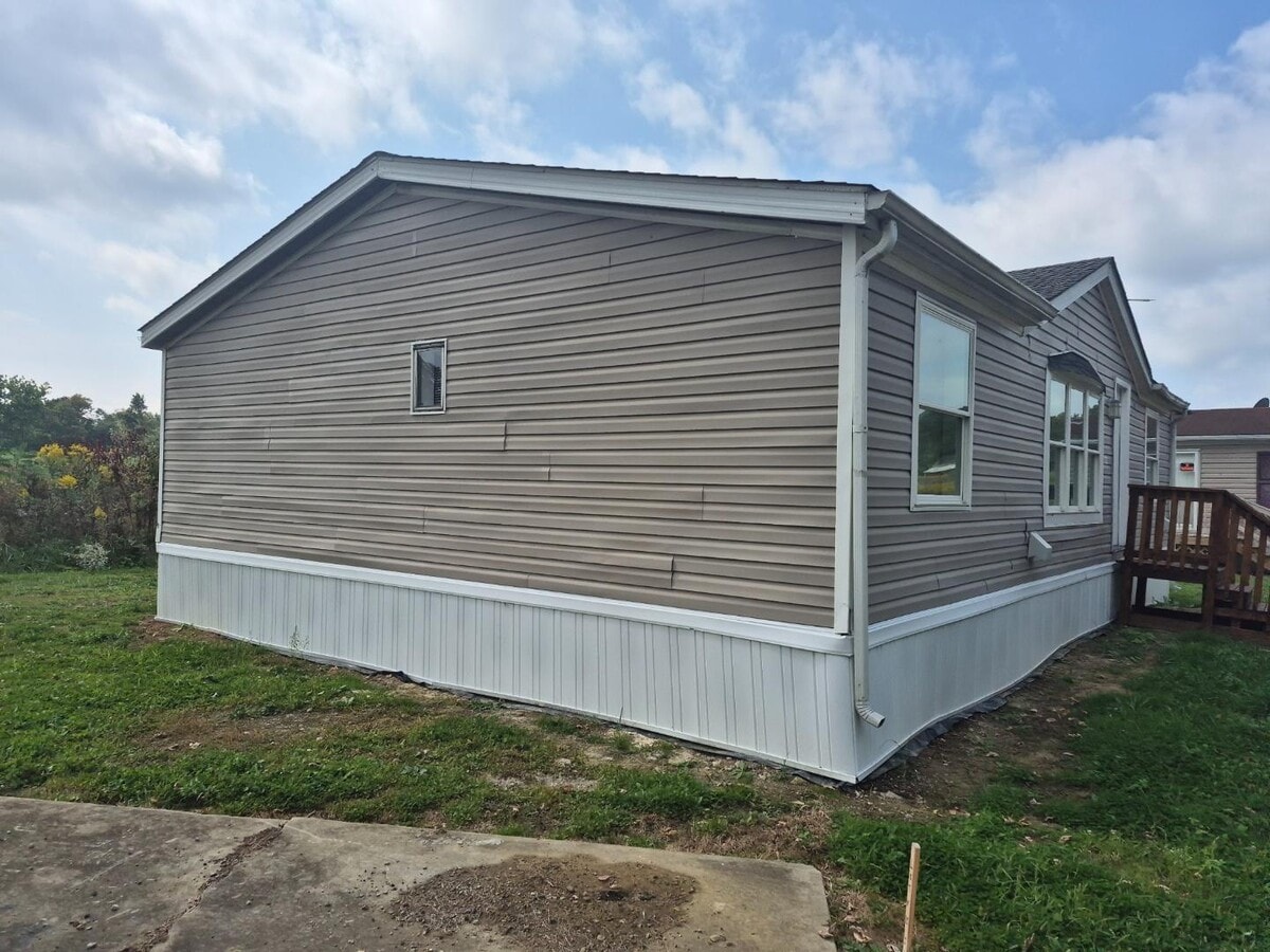 Photo - 6633 McCartney Rd