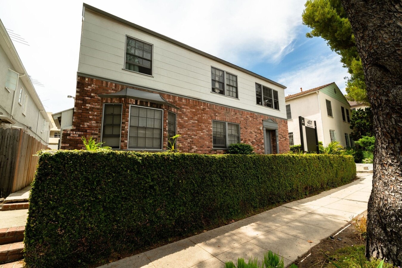 Photo - 457-459 Kelton Ave