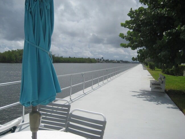 Photo - 210 Horizons E