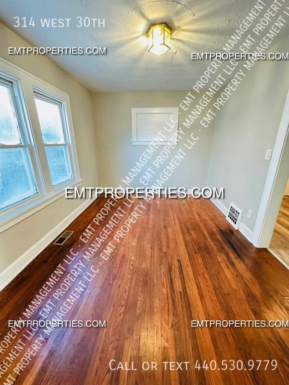 Photo - 314 west 30th-