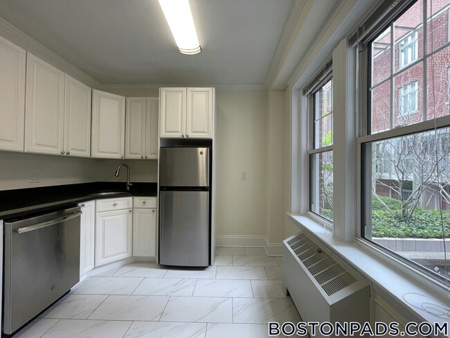 Building Photo - 24 Chauncy St Rental