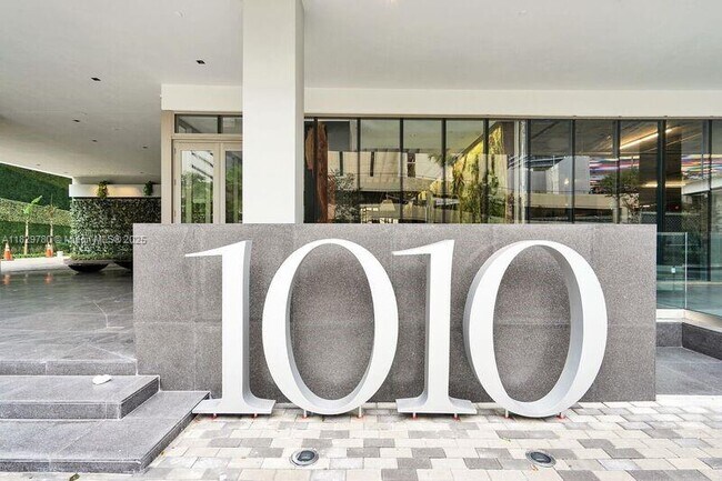 Photo - 1010 Brickell Ave Condo Unit 1403
