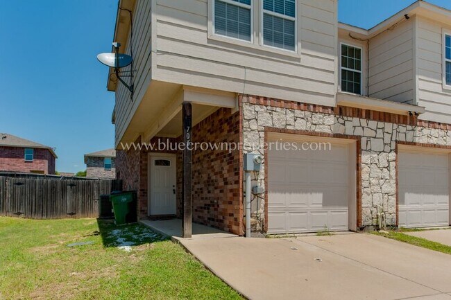 Photo - 706 Parkplace Ridge
