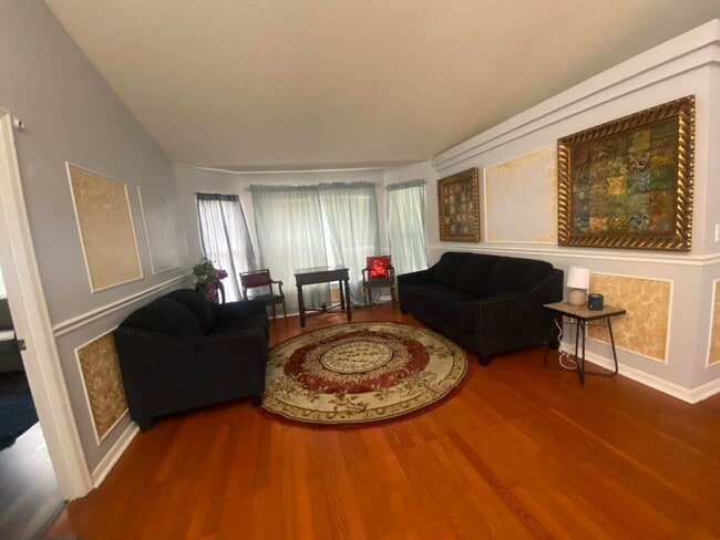 Photo - 106 Underhill Loop Dr