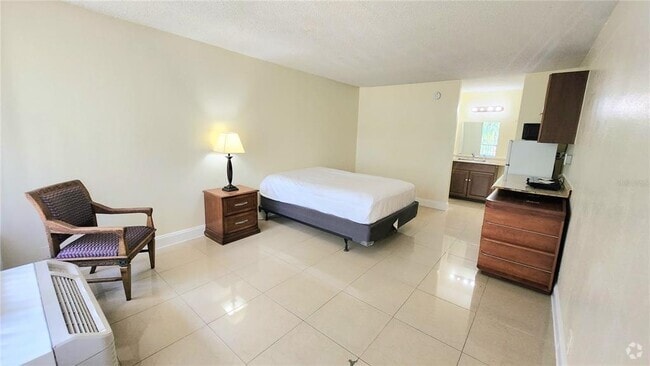 Building Photo - 7900 S Orange Blossom Trail Unit 2102 Rental