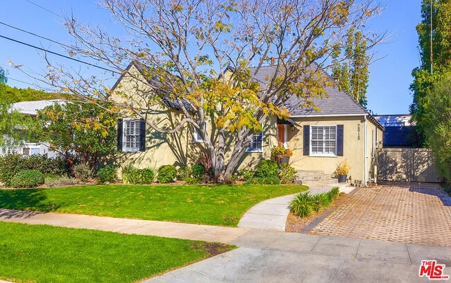 Building Photo - 2515 Euclid St