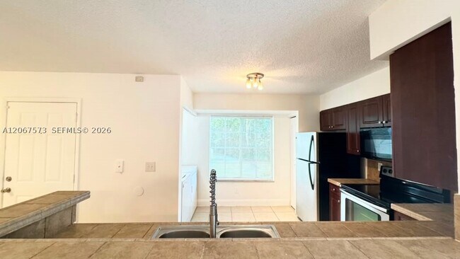 1701 Village 111 Vlg Unit 111