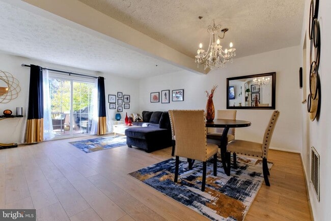 Photo - 11433 Hawk Ridge Ct