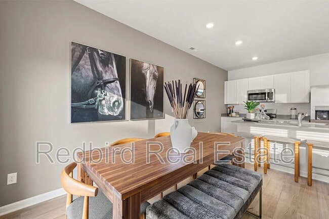 Photo - 721 Big Bend Ct