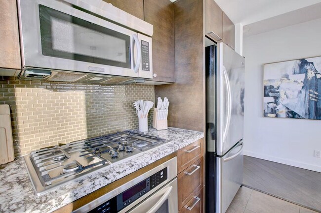 Photo - 918 Cooperage Way Unit ID1345512P