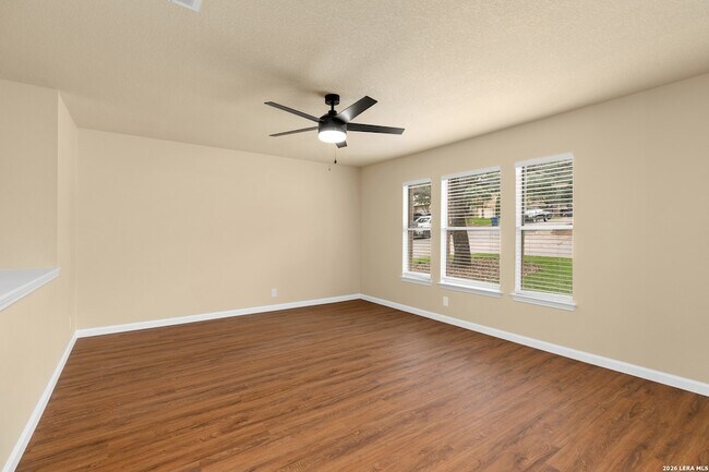 Photo - 10802 Winter Creek