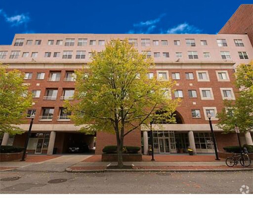 Building Photo - 20 Webster St Unit 301 Rental