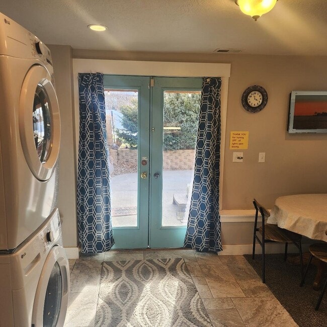 Photo - 33 W 1600 S St