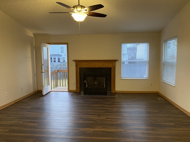 Photo - 4941 Petticoat Ct