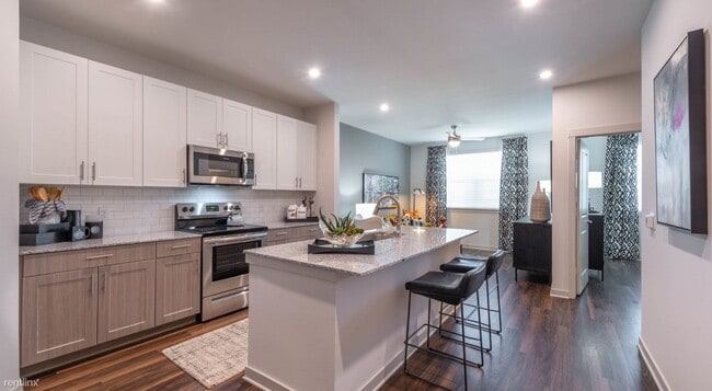 Photo - 2 br, 2 bath Condo - 12302 Harris Branch D...