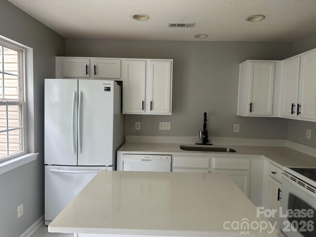 Photo - 5209 Ficus Tree Ln