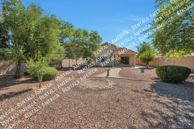 Photo - 43958 W Bailey Dr