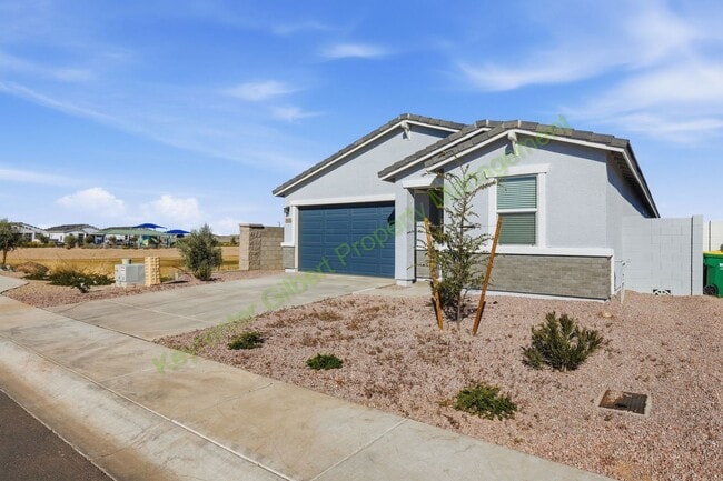 Photo - Brand New Never-Lived-In Home in San Tan Valley – Modern Comfort Meets Fresh Start