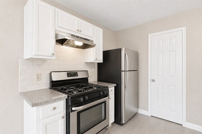 Building Photo - 12511 Jade Treasure Dr