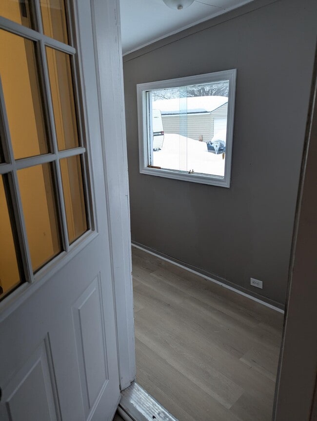 Photo - 1 Bedroom Main Floor Unit – $1,475/month +... Unit A (Main)