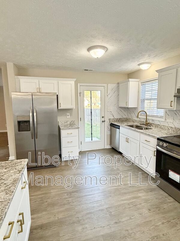 Photo - 805 Broadmore Dr