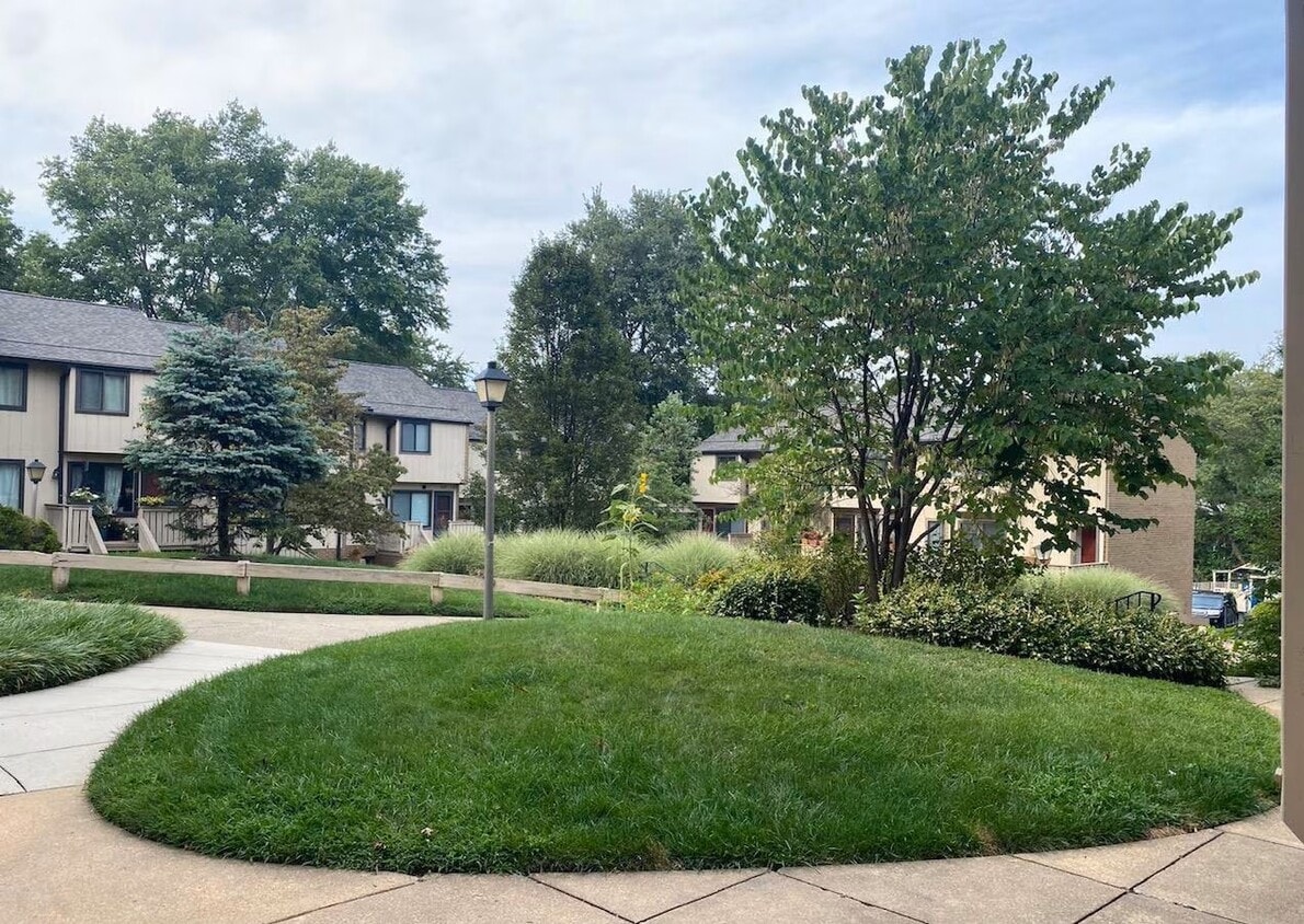 Photo - 2678 Glengyle Dr (Vienna, VA)