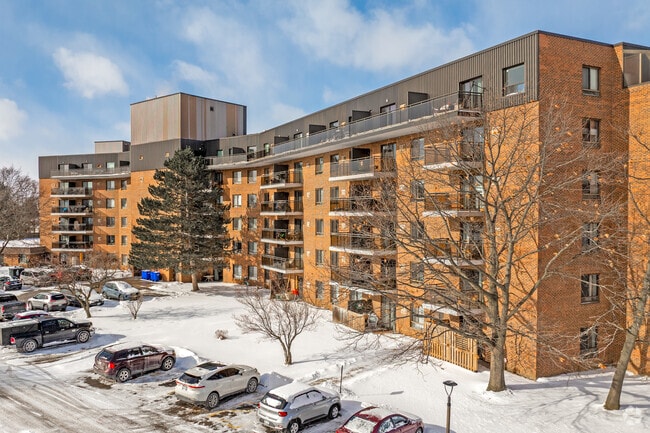 Photo - Brierwood Court