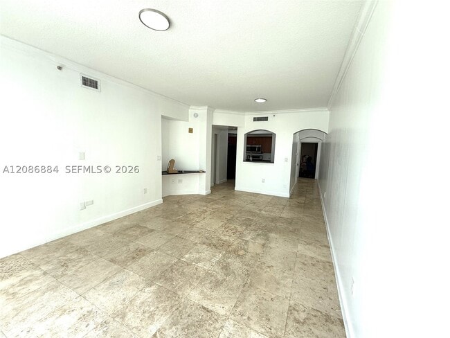9172 Collins Ave Unidad 409