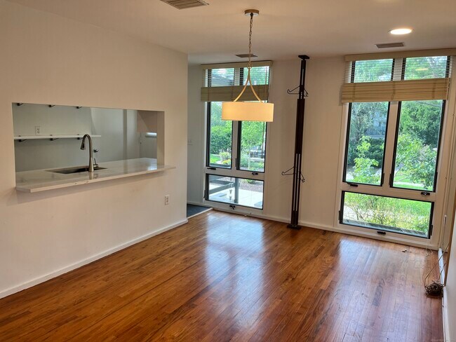 Photo - 285 Greene St Unit 285