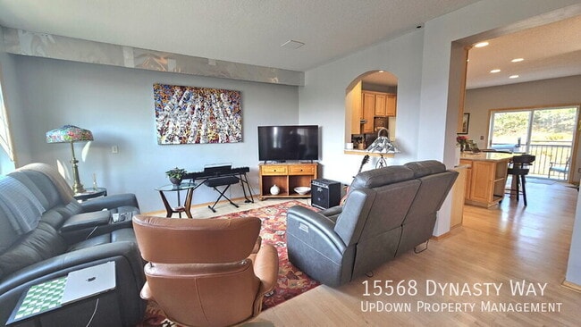 Photo - 15568 Dynasty Way