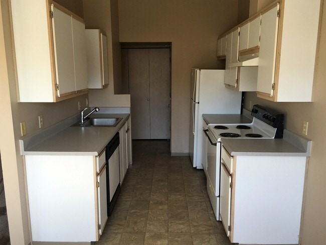 Photo - Vista Pointe Luxury Apartments