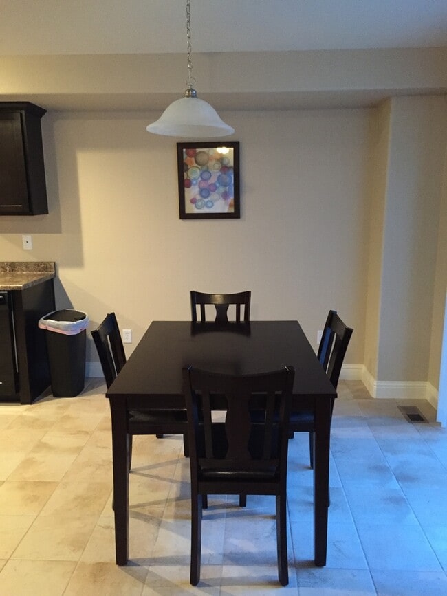 Photo - 3 BEDROOM, 2.5 BATHROOM SADDLE RIDGE TWIN HOME WITH 2 CAR ATTACHED GARAGE