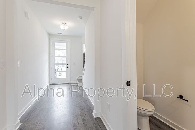 Photo - 1235 Westgate Vlg Dr