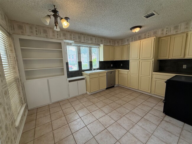 Photo - 17149 Beaver Springs Dr Unit 13