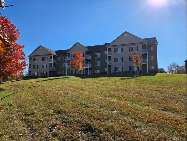 Building Photo - 44 High St Unit 234