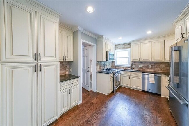 Photo - 9805 Buice Rd