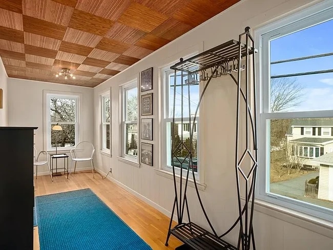 entrada - 151 Walsh St