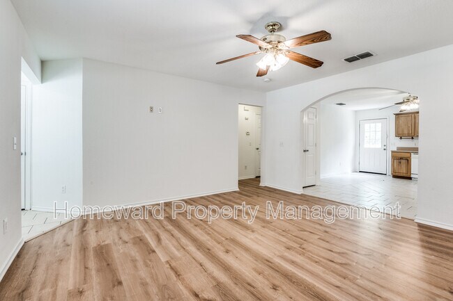 Photo - 204 Gerrish St