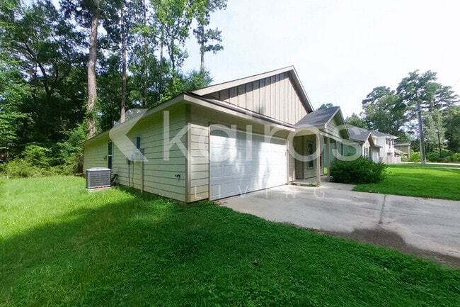 Photo - 204 Wild Oak