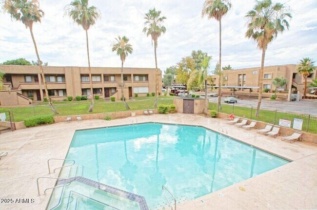 Building Photo - 3601 W Tierra Buena Ln Unit 237 Rental
