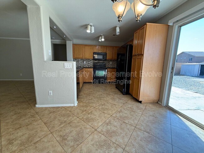 Photo - 22621 W Yavapai St