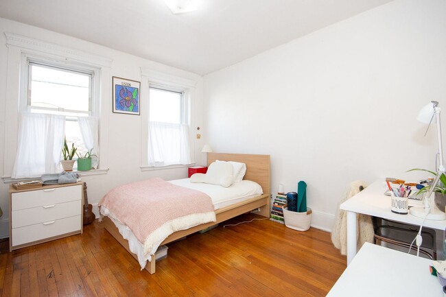 Photo - Newly renovated two bedroom, MUST SEE, Great Packard's Corner location Unit #32