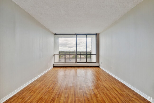 1BR, 1BA - 680SF - Living Room - Gatineau View Apartments