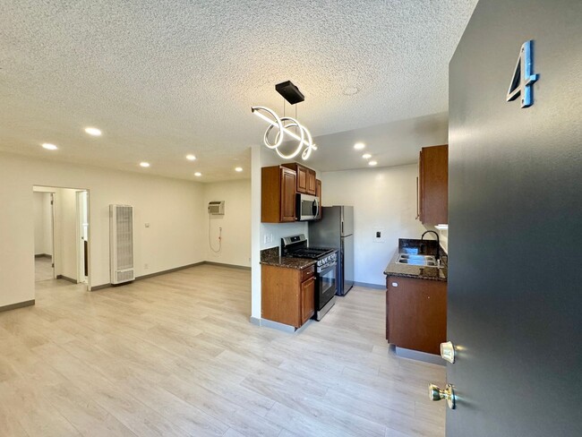 Photo - 12721 Matteson Ave Unit 4