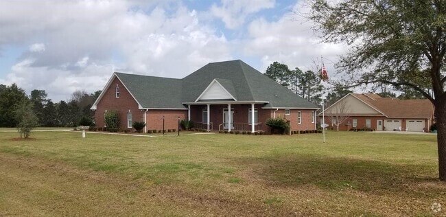 Building Photo - 565 Twin Ponds Dr Rental
