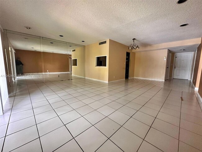 Photo - 3360 Spanish Moss Terrace Unidad 206